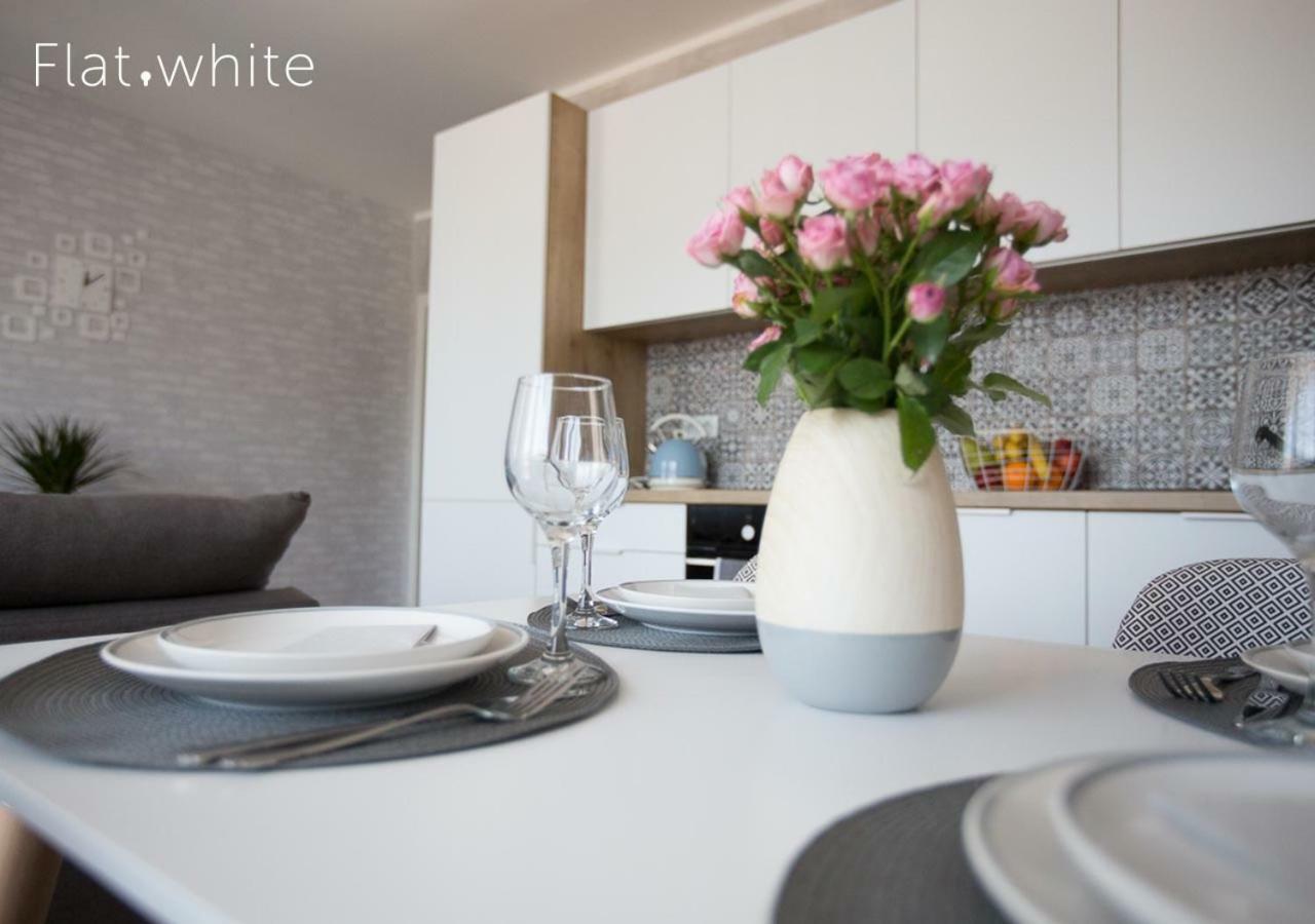 Apartamenty Flat White Zamkowa 4-6 Zielona Góra Dış mekan fotoğraf